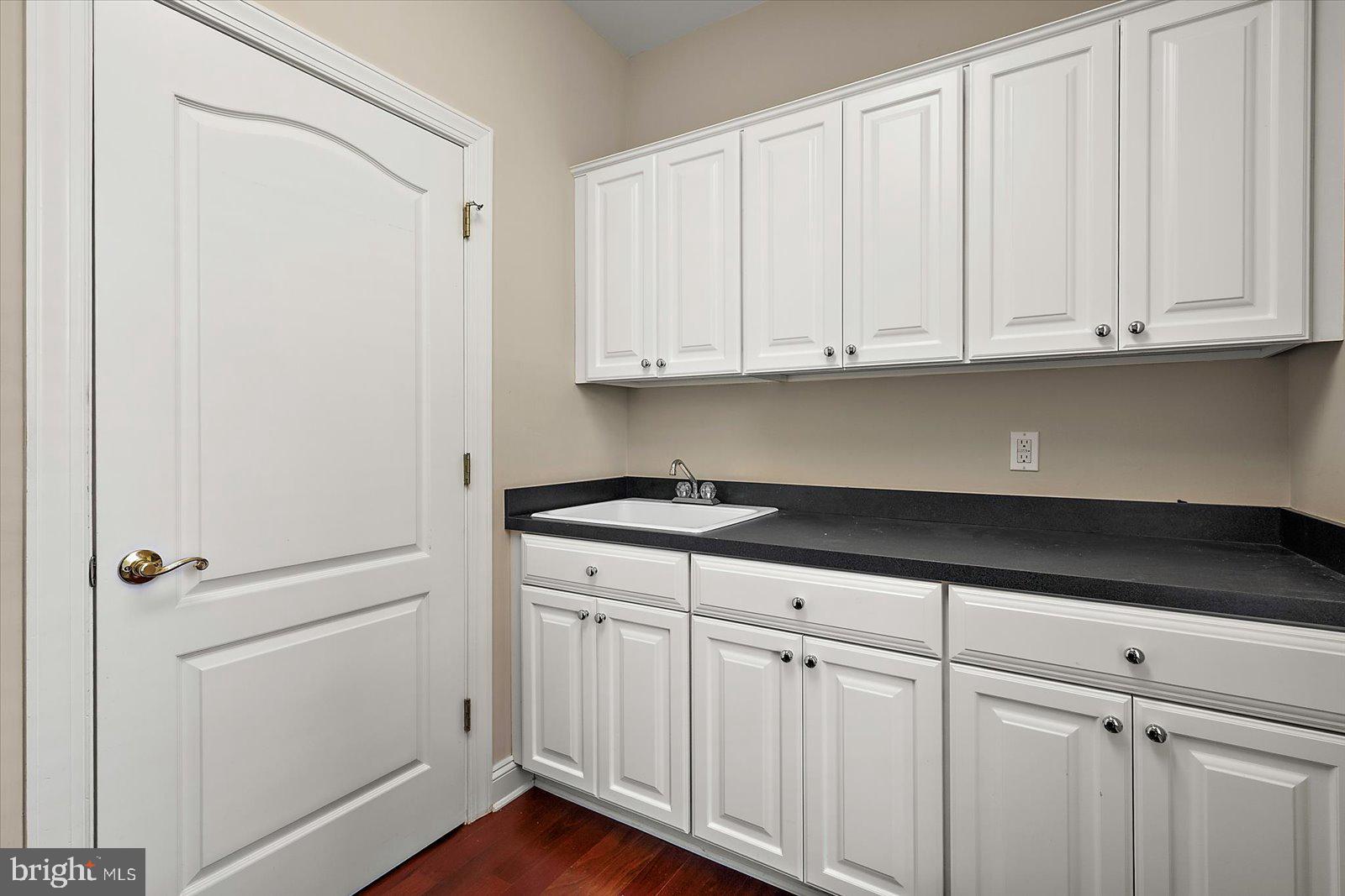 CHERRY HILL CM - Residential