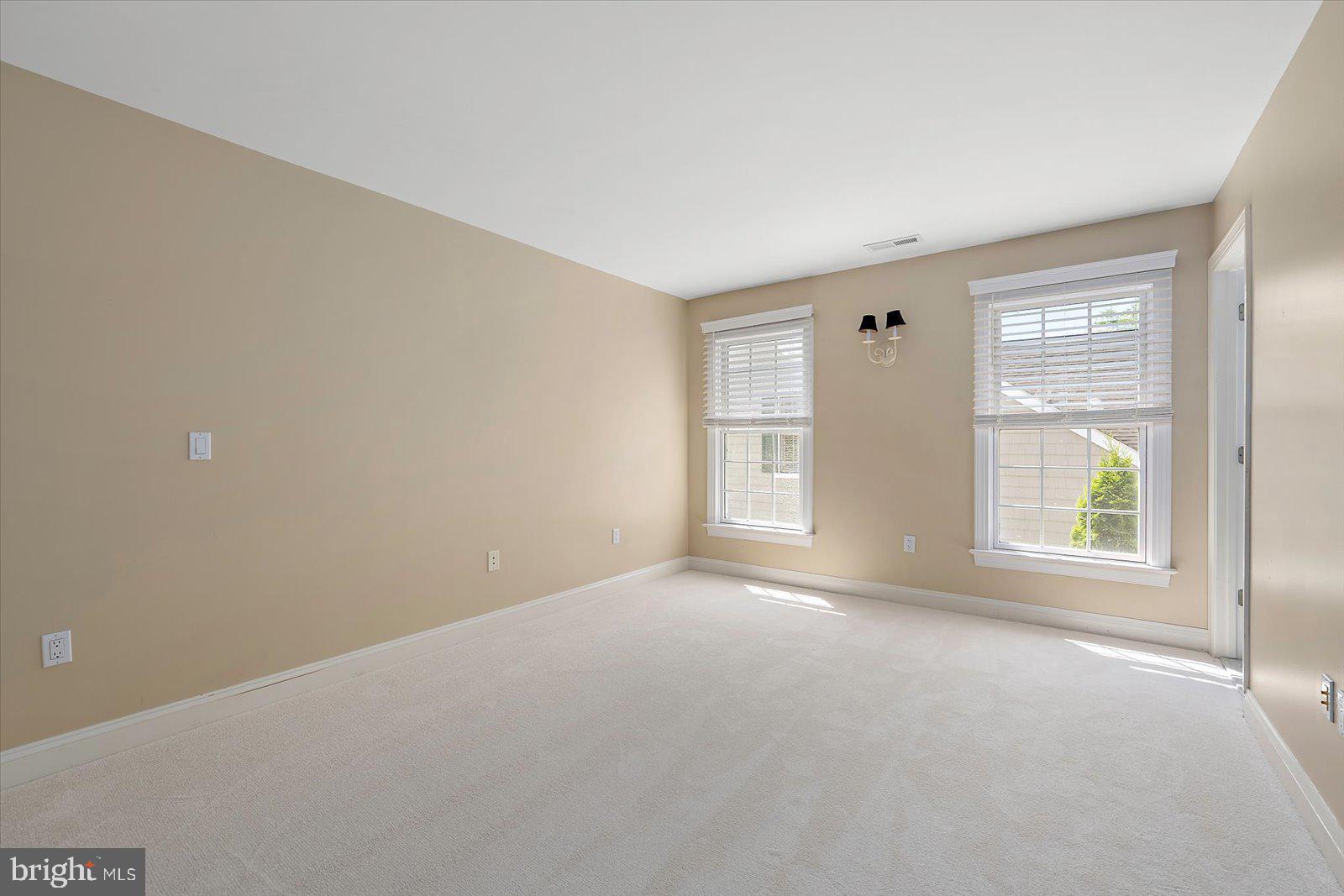 CHERRY HILL CM - Residential