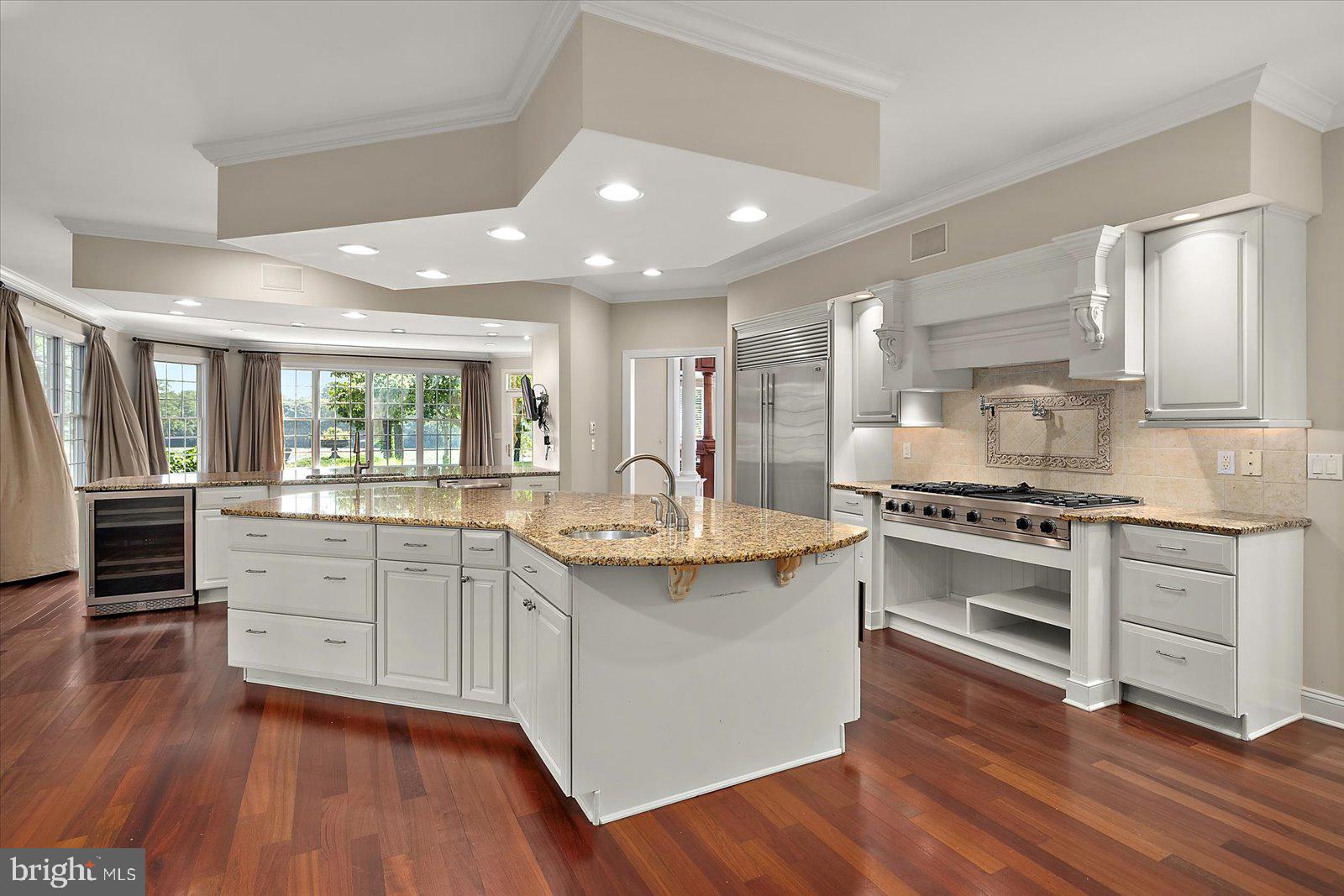 CHERRY HILL CM - Residential