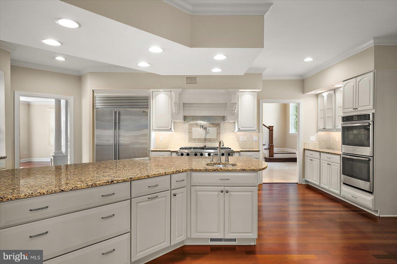 CHERRY HILL CM - Residential