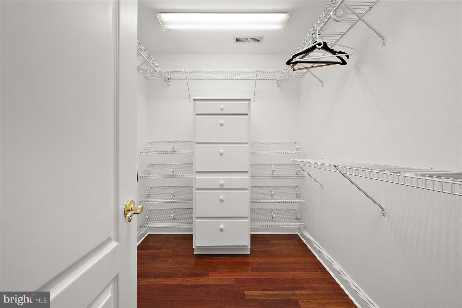 CHERRY HILL CM - Residential