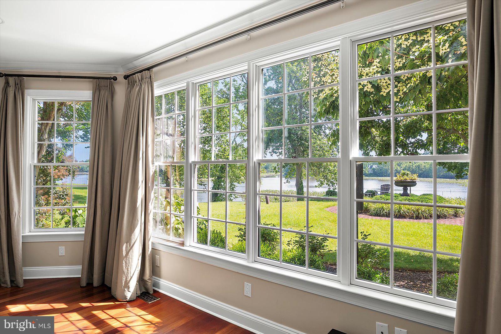 CHERRY HILL CM - Residential