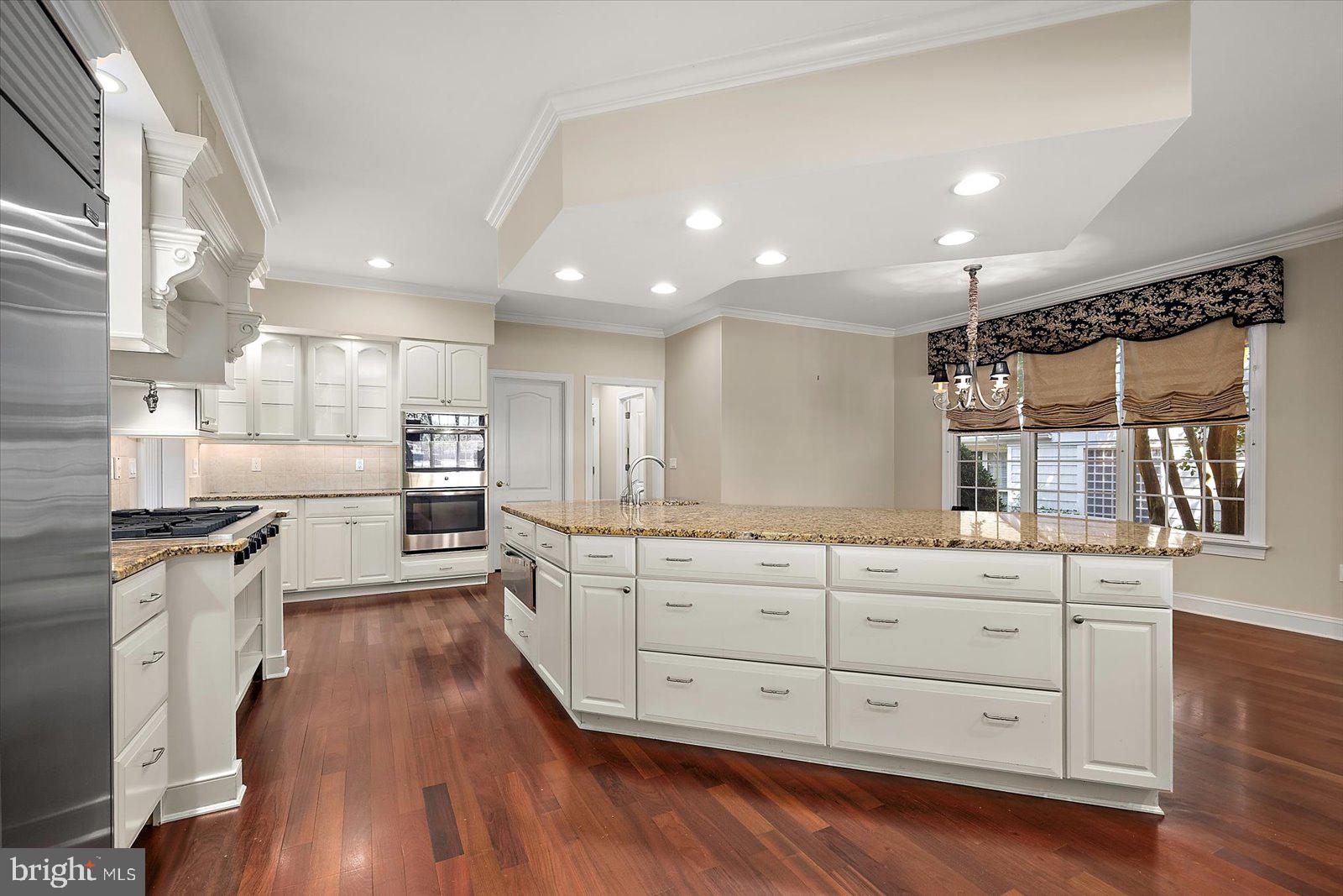 CHERRY HILL CM - Residential