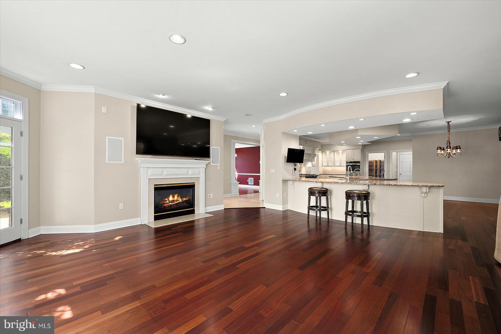 CHERRY HILL CM - Residential