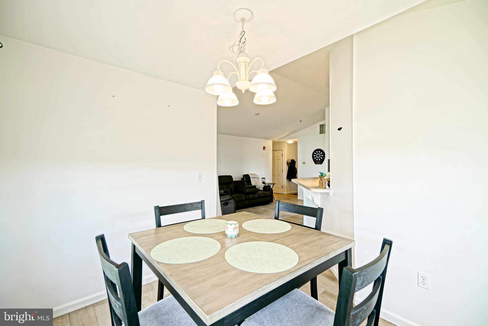 HEARTHSTONE MANOR - Residential