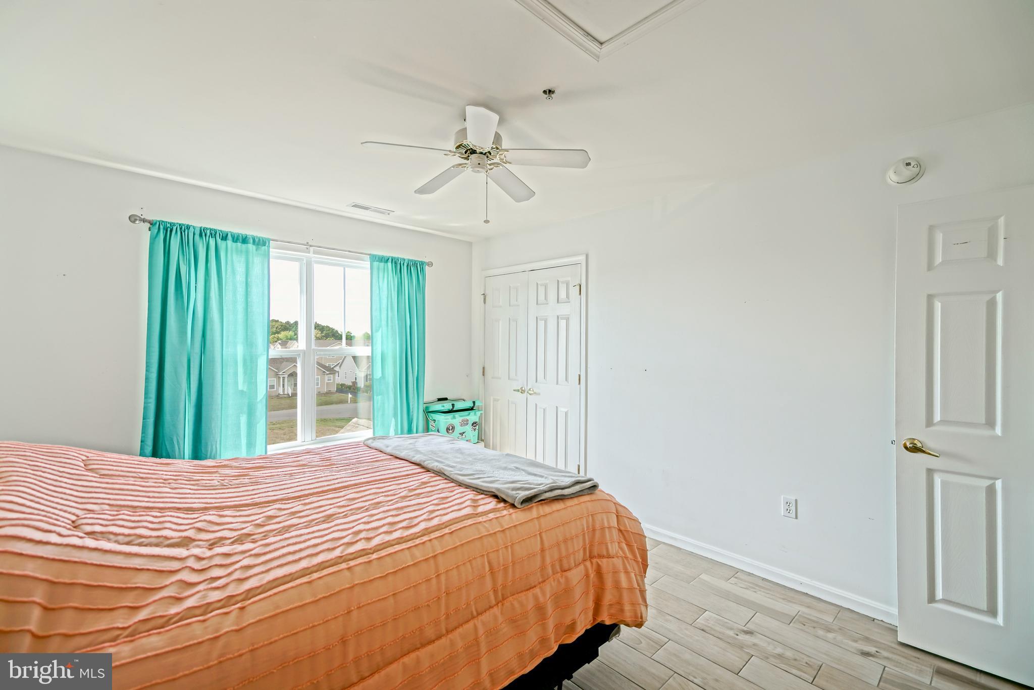 HEARTHSTONE MANOR - Residential