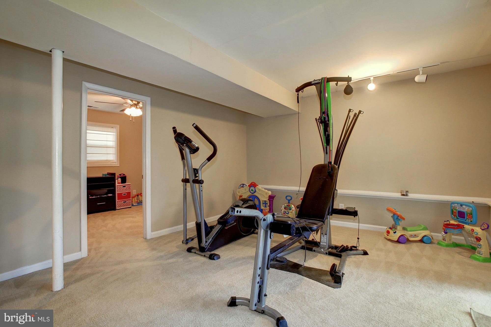 VISTA WOODS - Residential