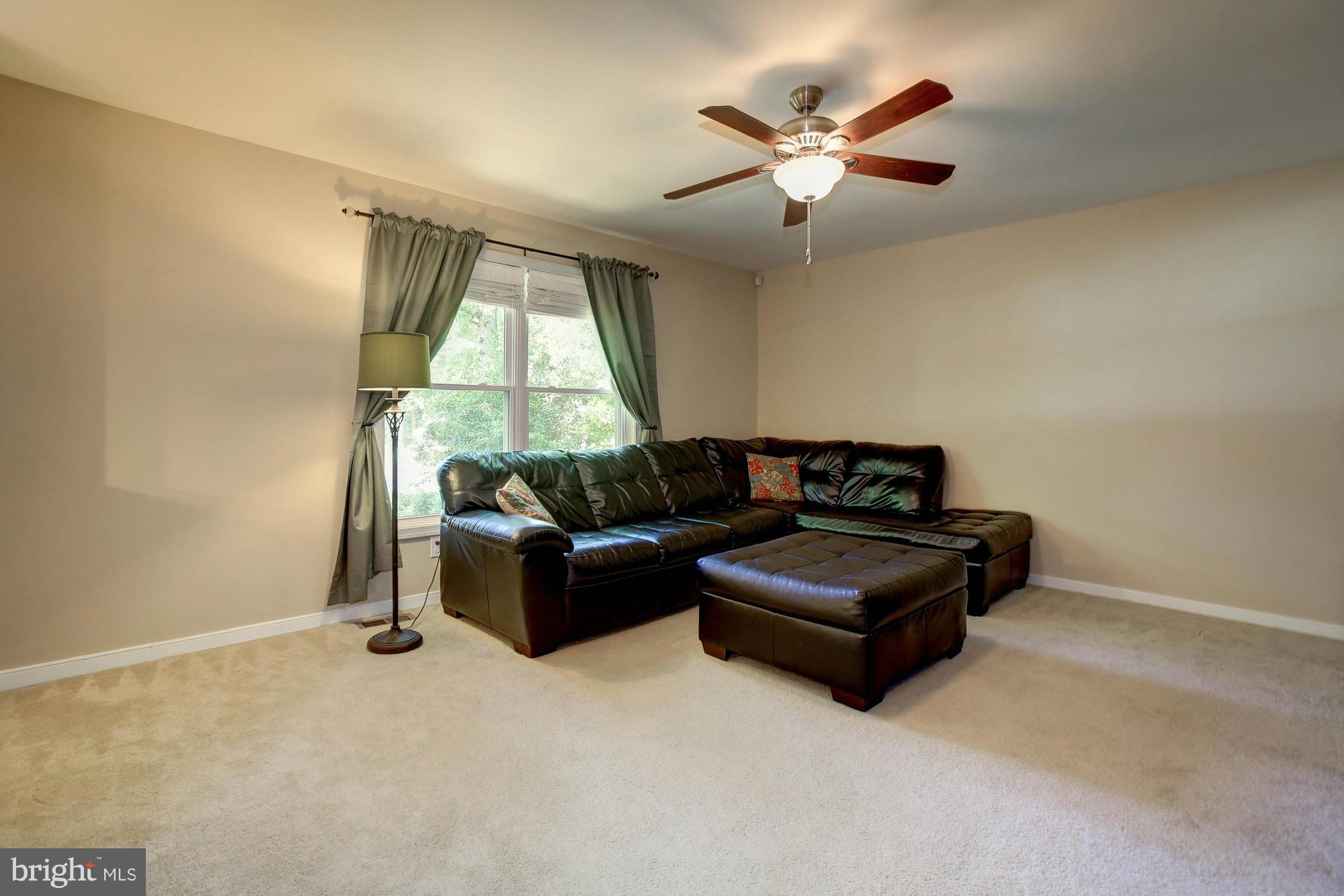 VISTA WOODS - Residential