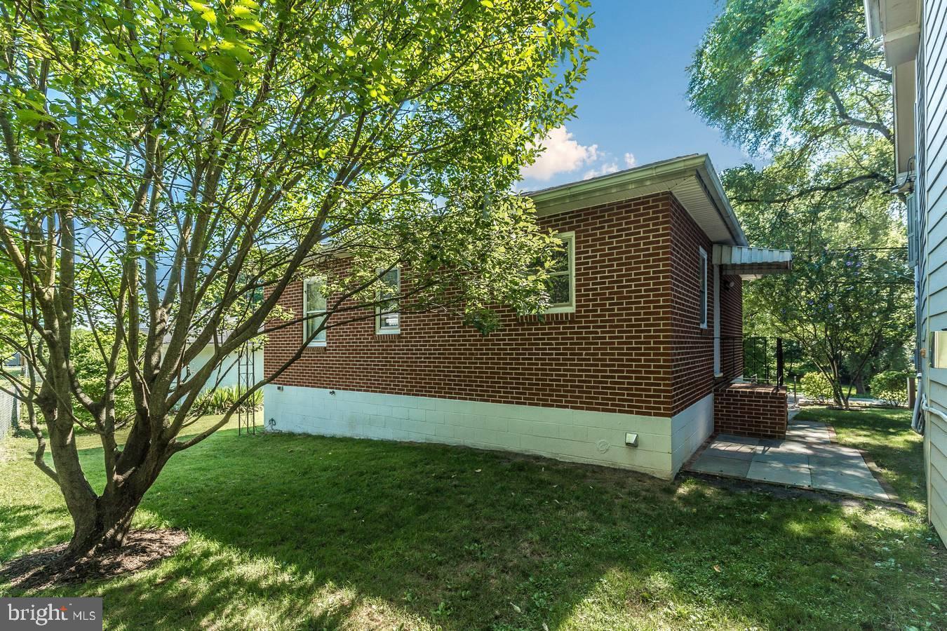 FUNKSTOWN - Residential