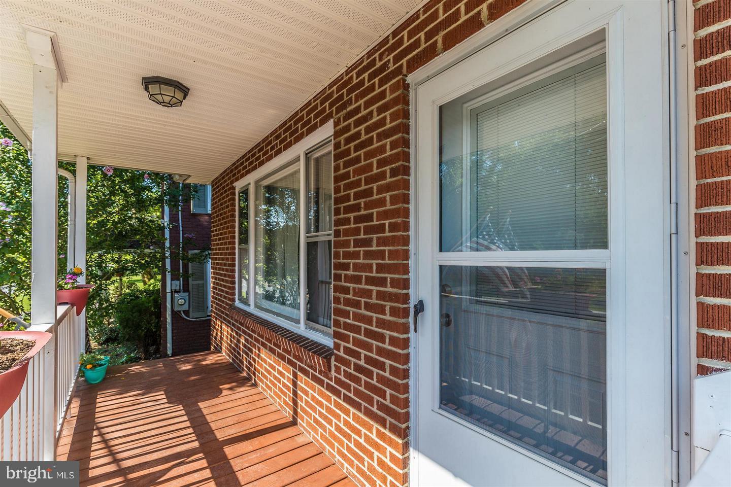 FUNKSTOWN - Residential