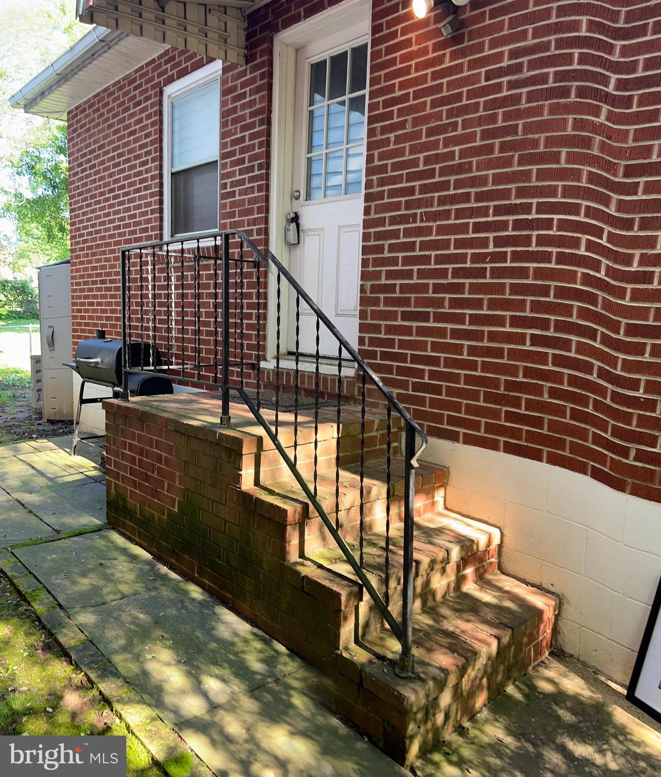 FUNKSTOWN - Residential