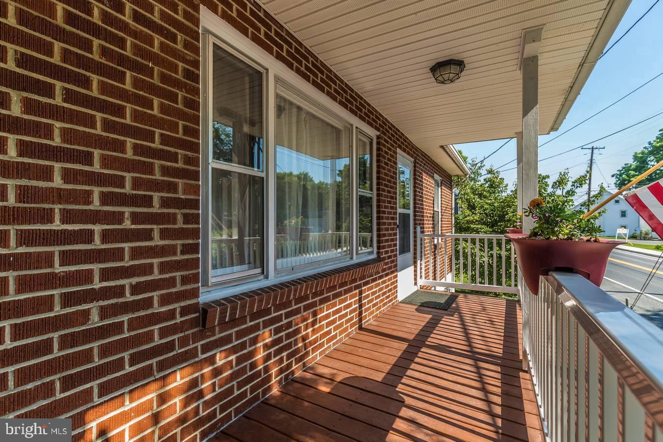 FUNKSTOWN - Residential