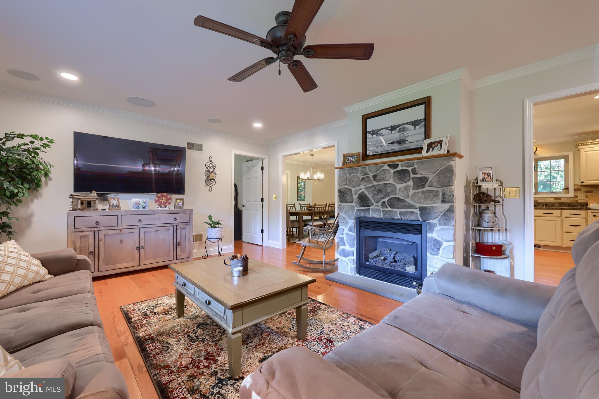 ACCOMAC SHORES - Residential