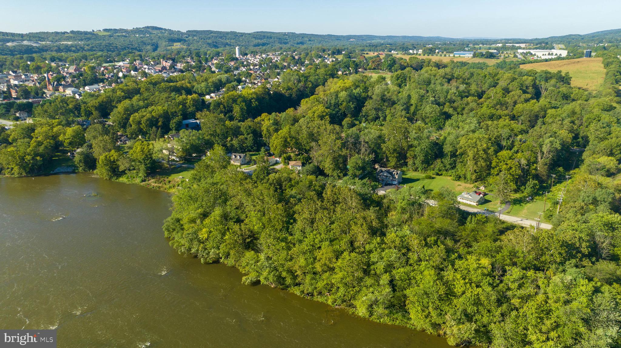 ACCOMAC SHORES - Residential