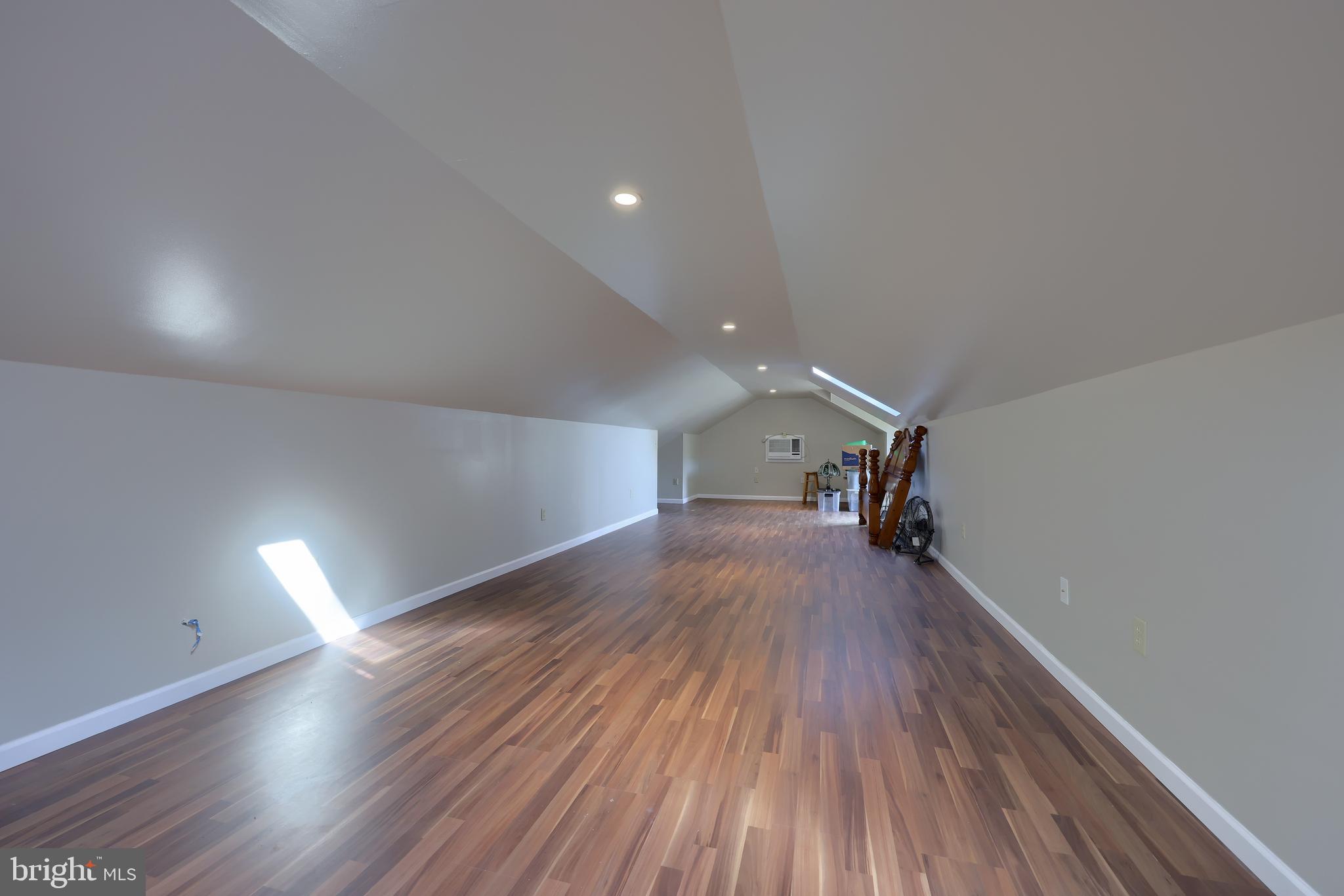 ACCOMAC SHORES - Residential