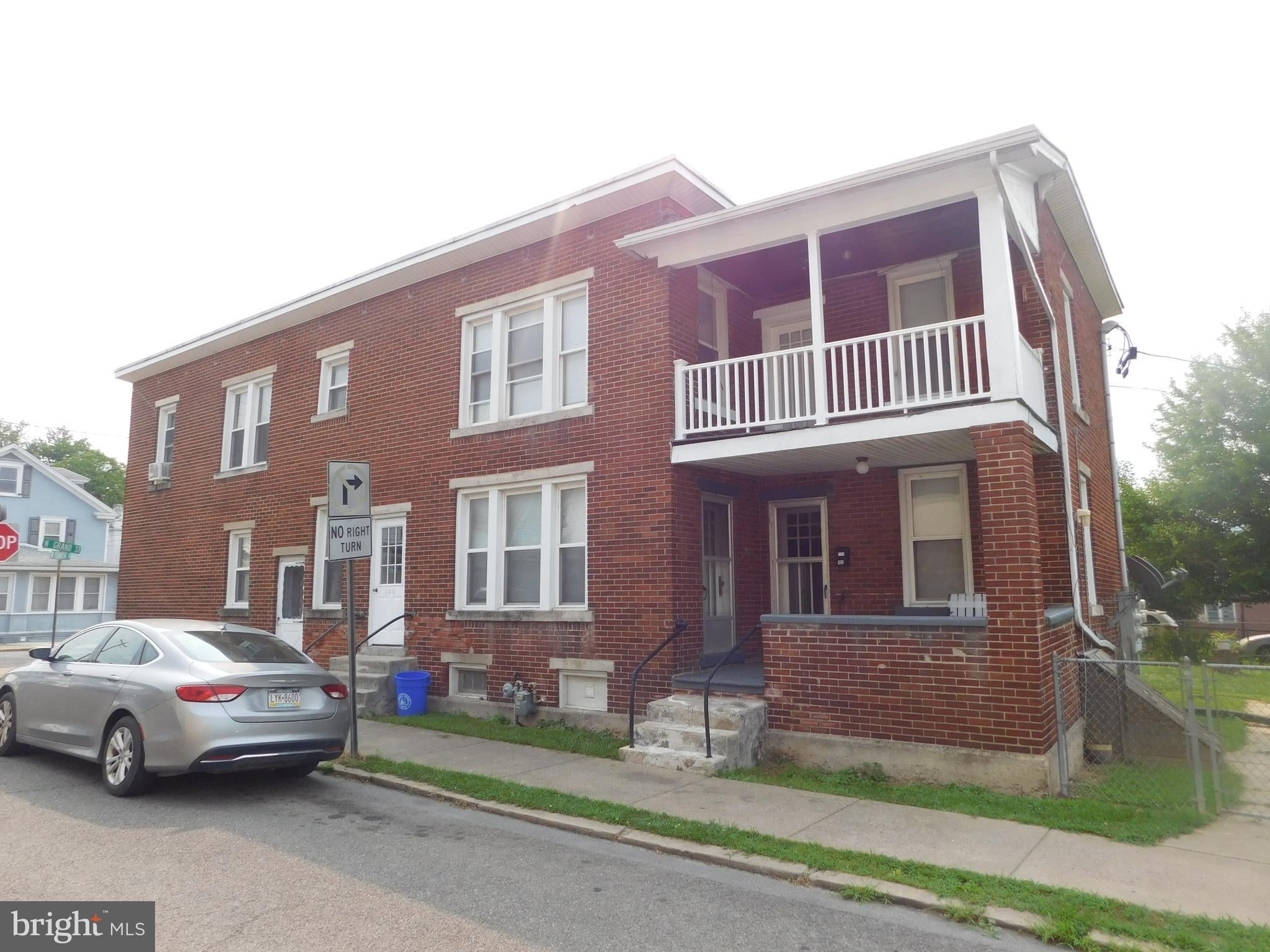 132 & 134 N. GRAND STREET