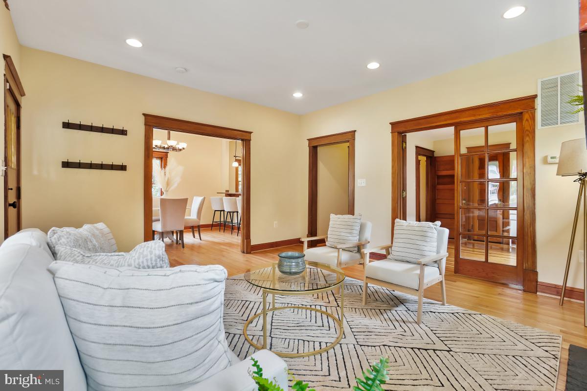 TAKOMA PARK - Residential