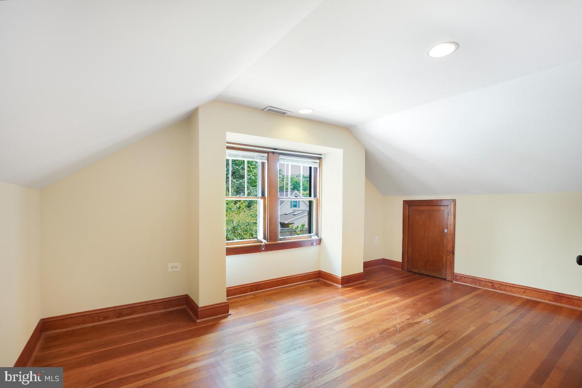 TAKOMA PARK - Residential