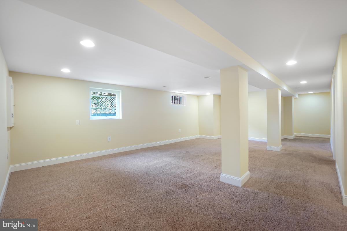 TAKOMA PARK - Residential