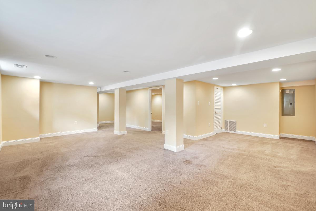 TAKOMA PARK - Residential