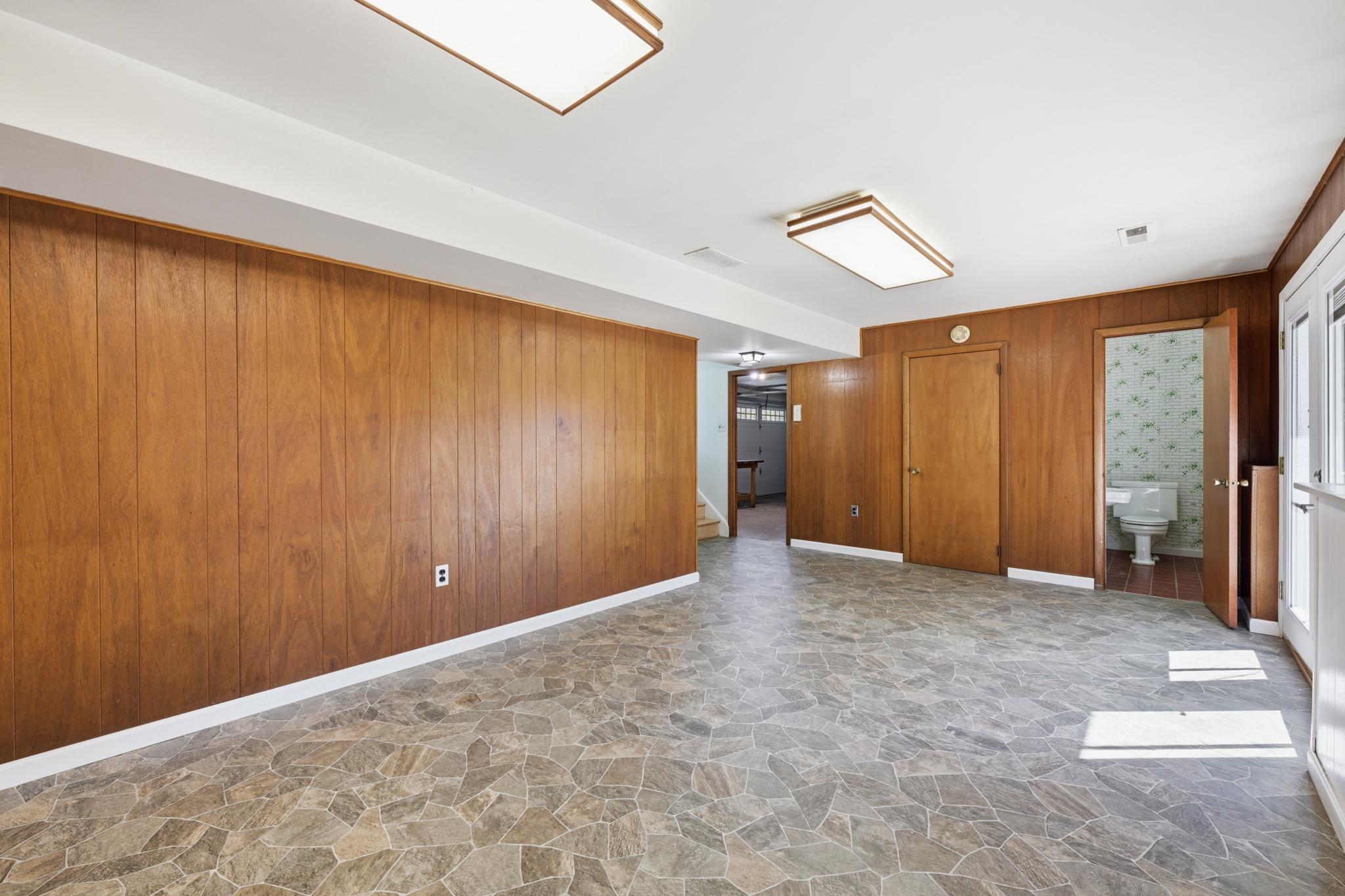 ROSEMORE ESTS - Residential