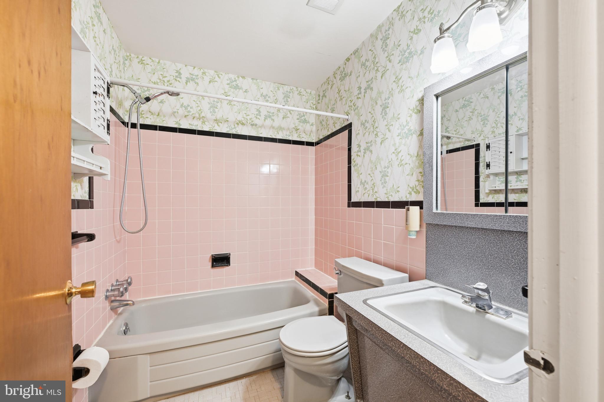 ROSEMORE ESTS - Residential