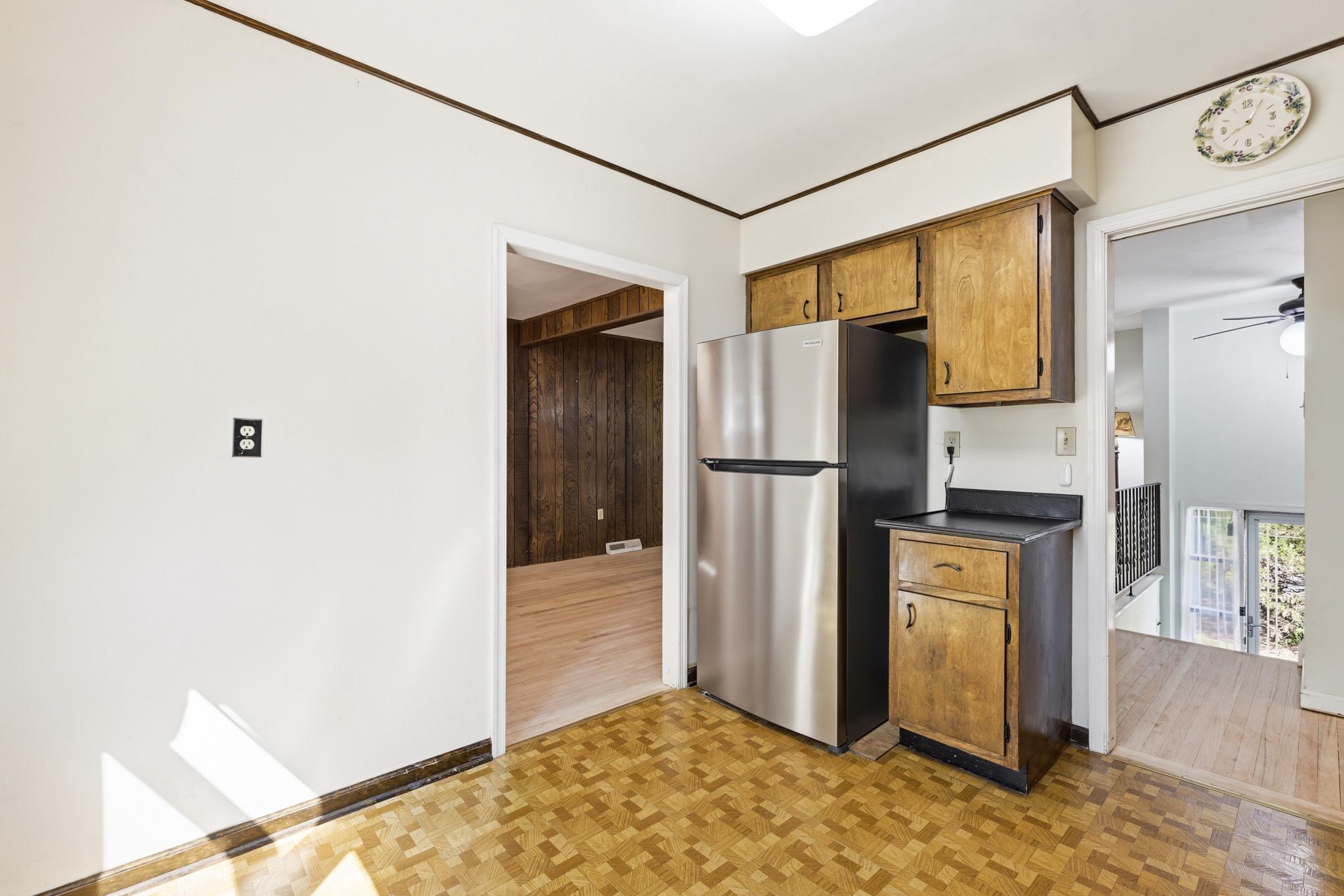 ROSEMORE ESTS - Residential