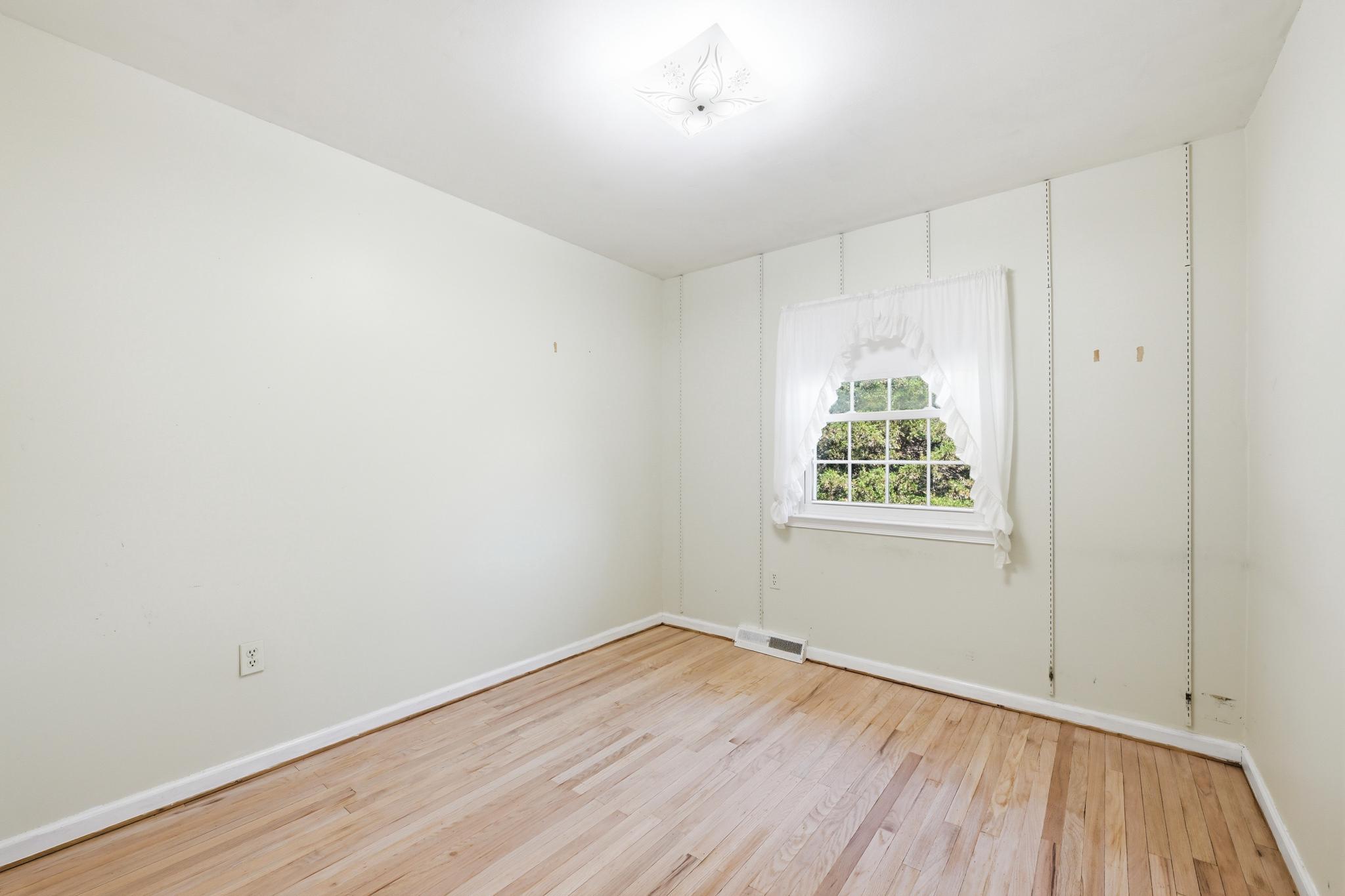 ROSEMORE ESTS - Residential