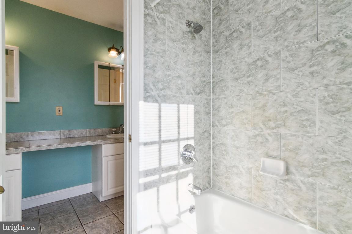 HOPEWELL TWP - Residential