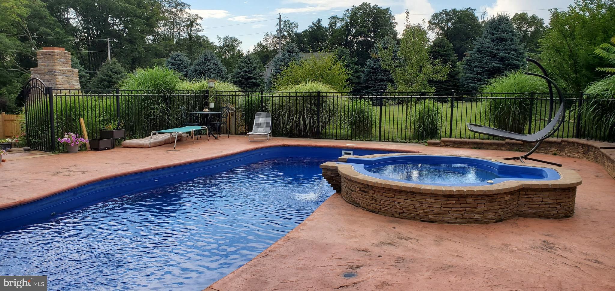 HOPEWELL TWP - Residential