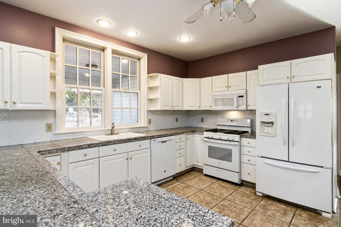 HOPEWELL TWP - Residential
