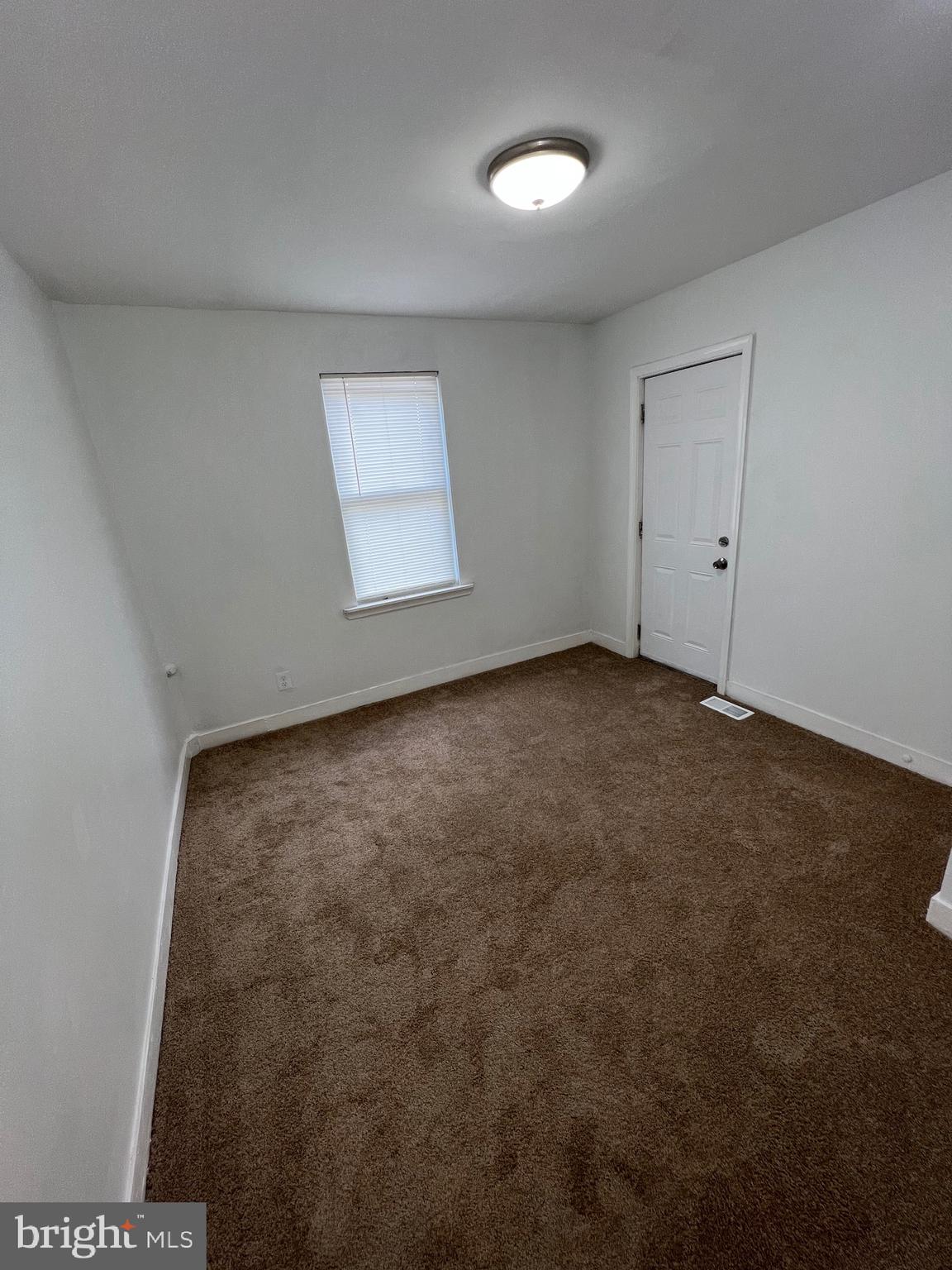 SAINT JOSEPHS - Residential Lease