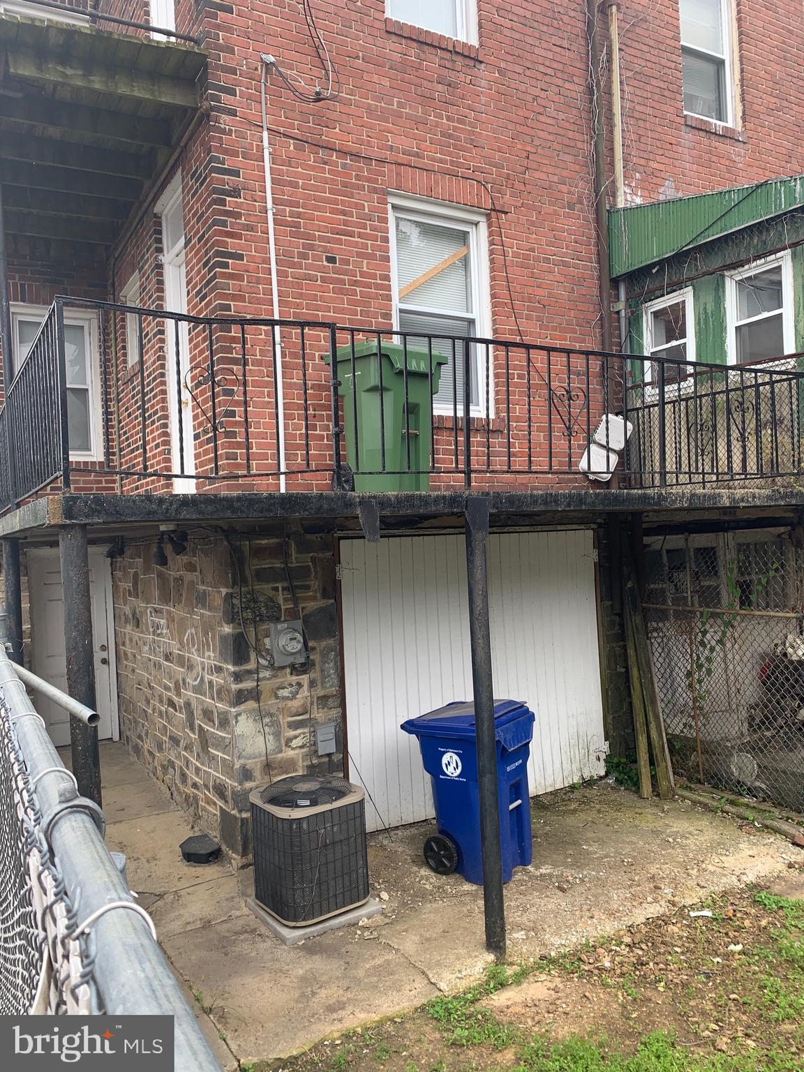 SAINT JOSEPHS - Residential Lease