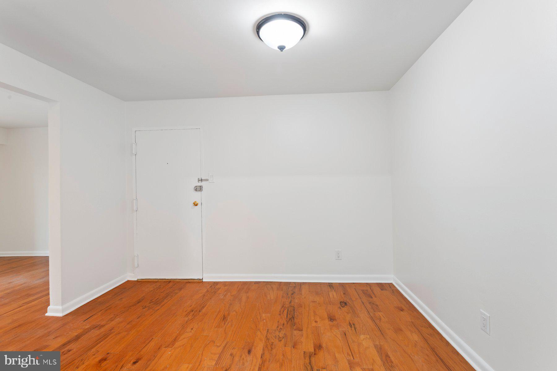 VANTAGE HILL - Residential