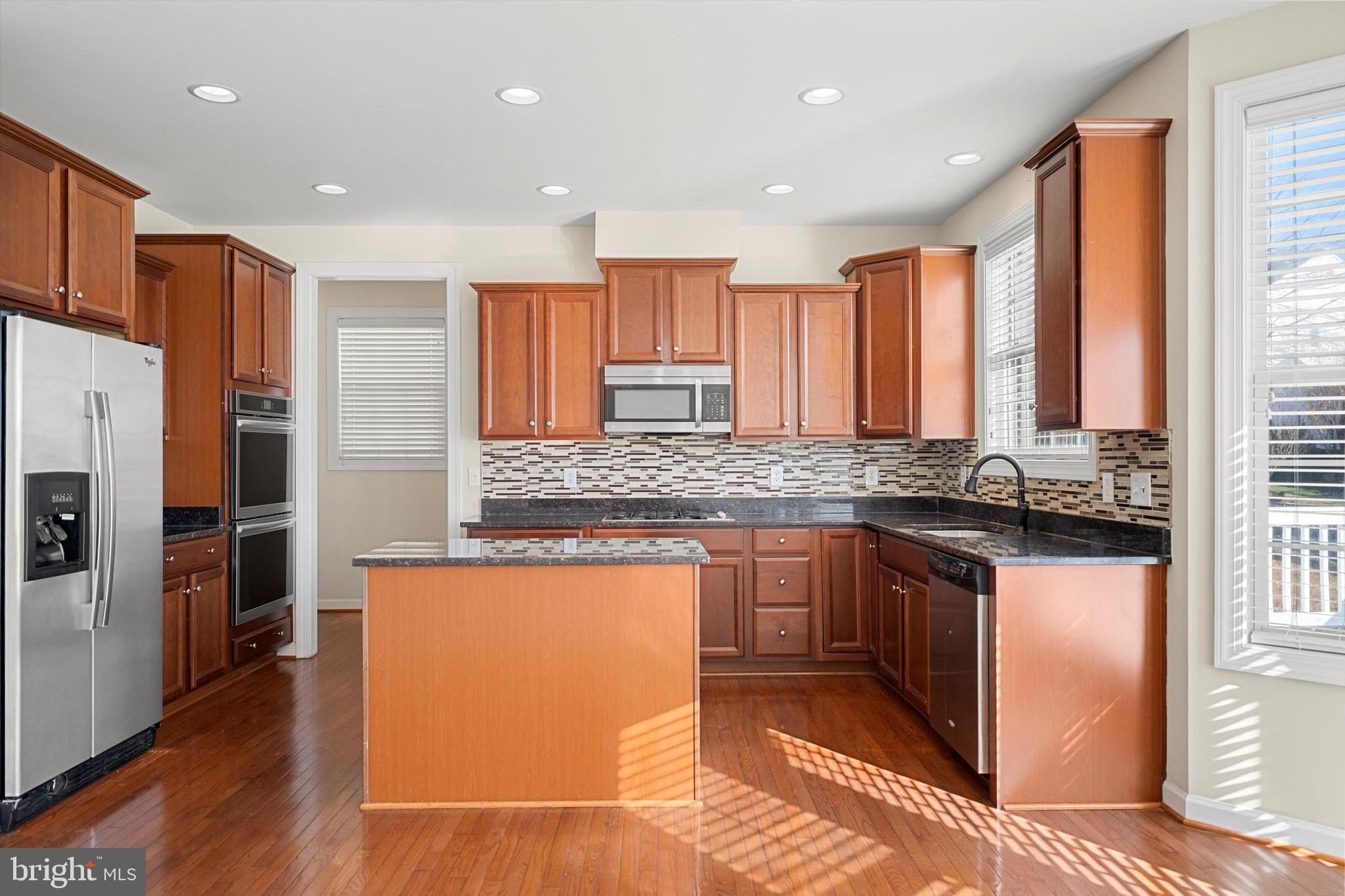 PORT POTOMAC - Residential Lease