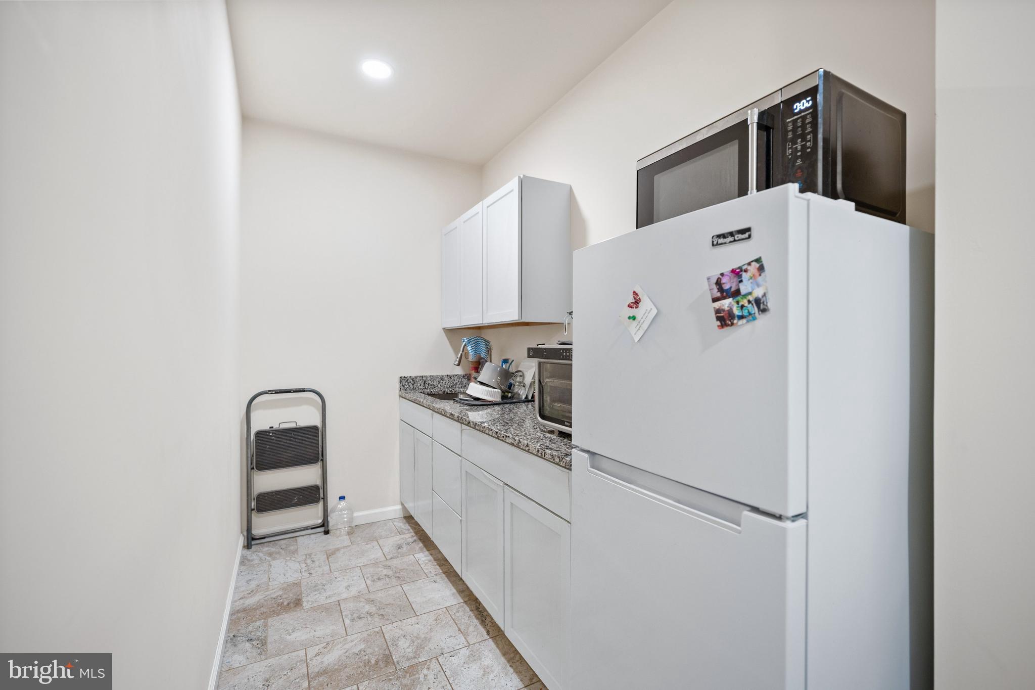 PORT POTOMAC - Residential Lease