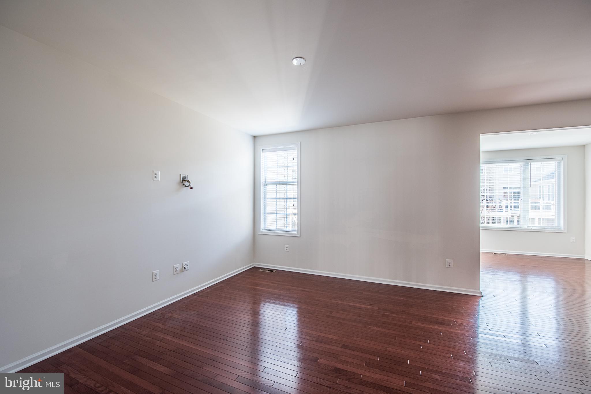 LOUDOUN VALLEY ESTATES 2 - Residential