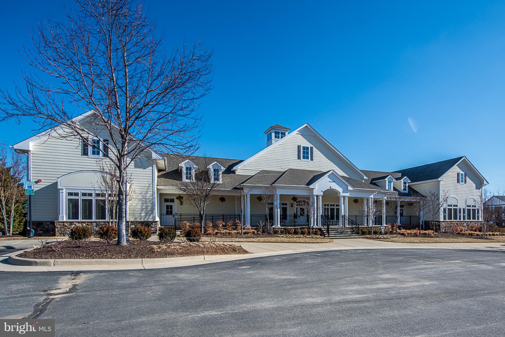 LOUDOUN VALLEY ESTATES 2 - Residential