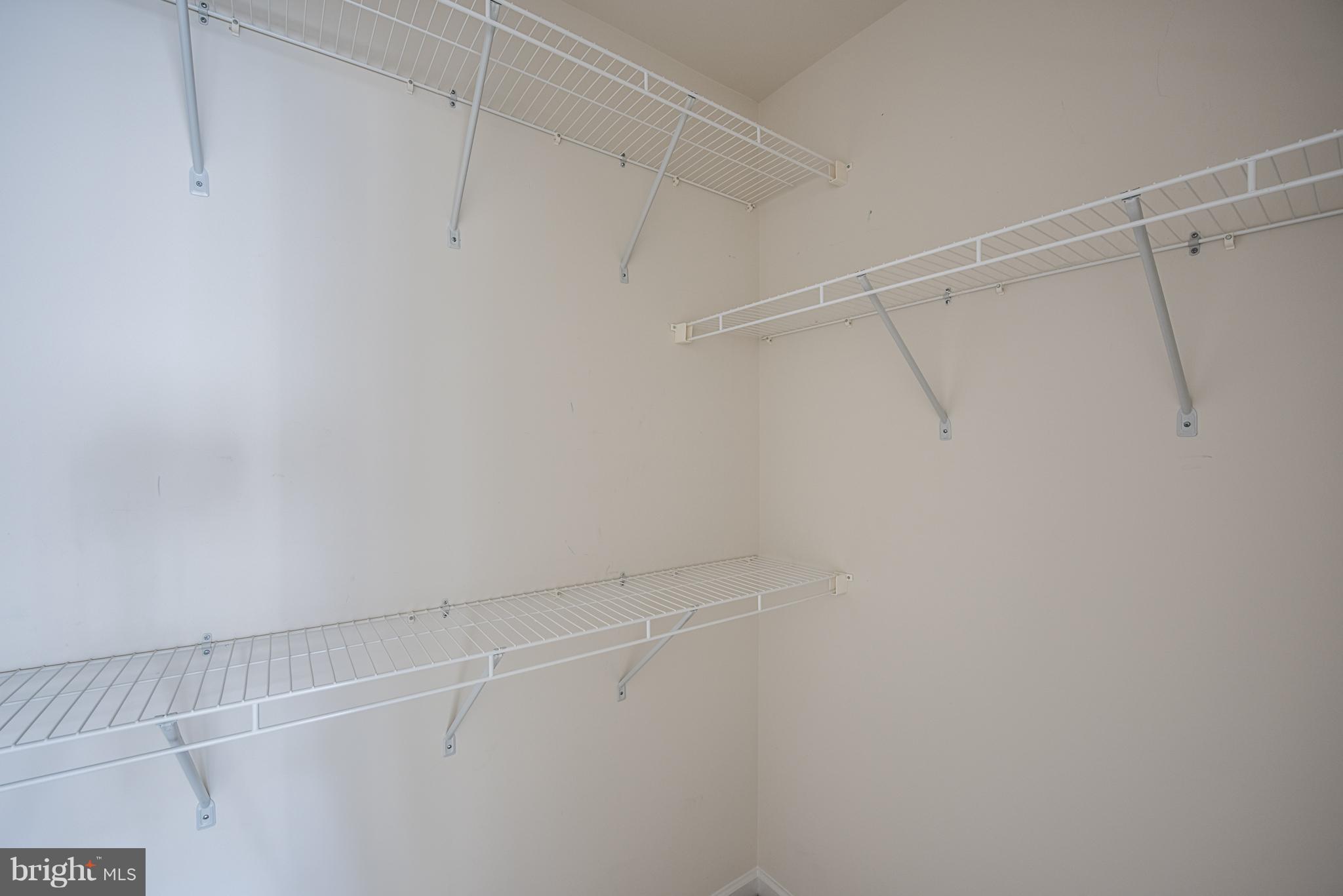 LOUDOUN VALLEY ESTATES 2 - Residential