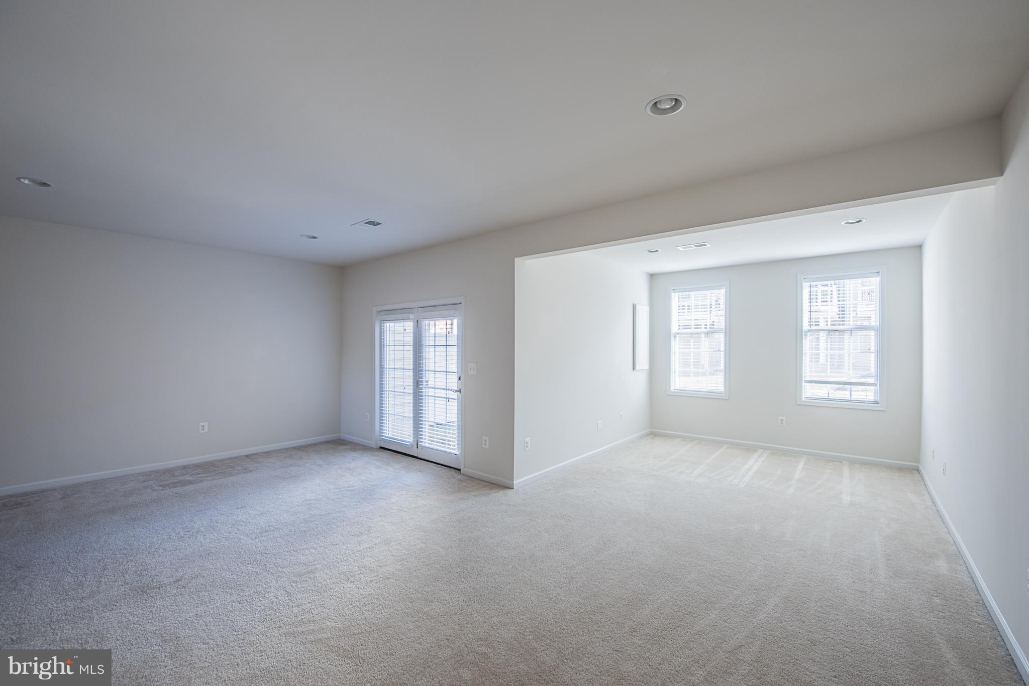 LOUDOUN VALLEY ESTATES 2 - Residential