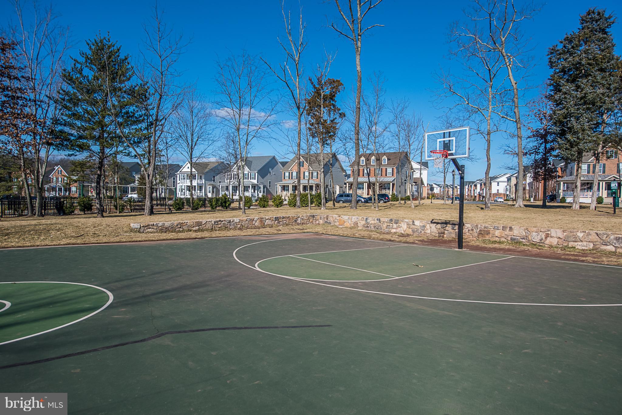 LOUDOUN VALLEY ESTATES 2 - Residential