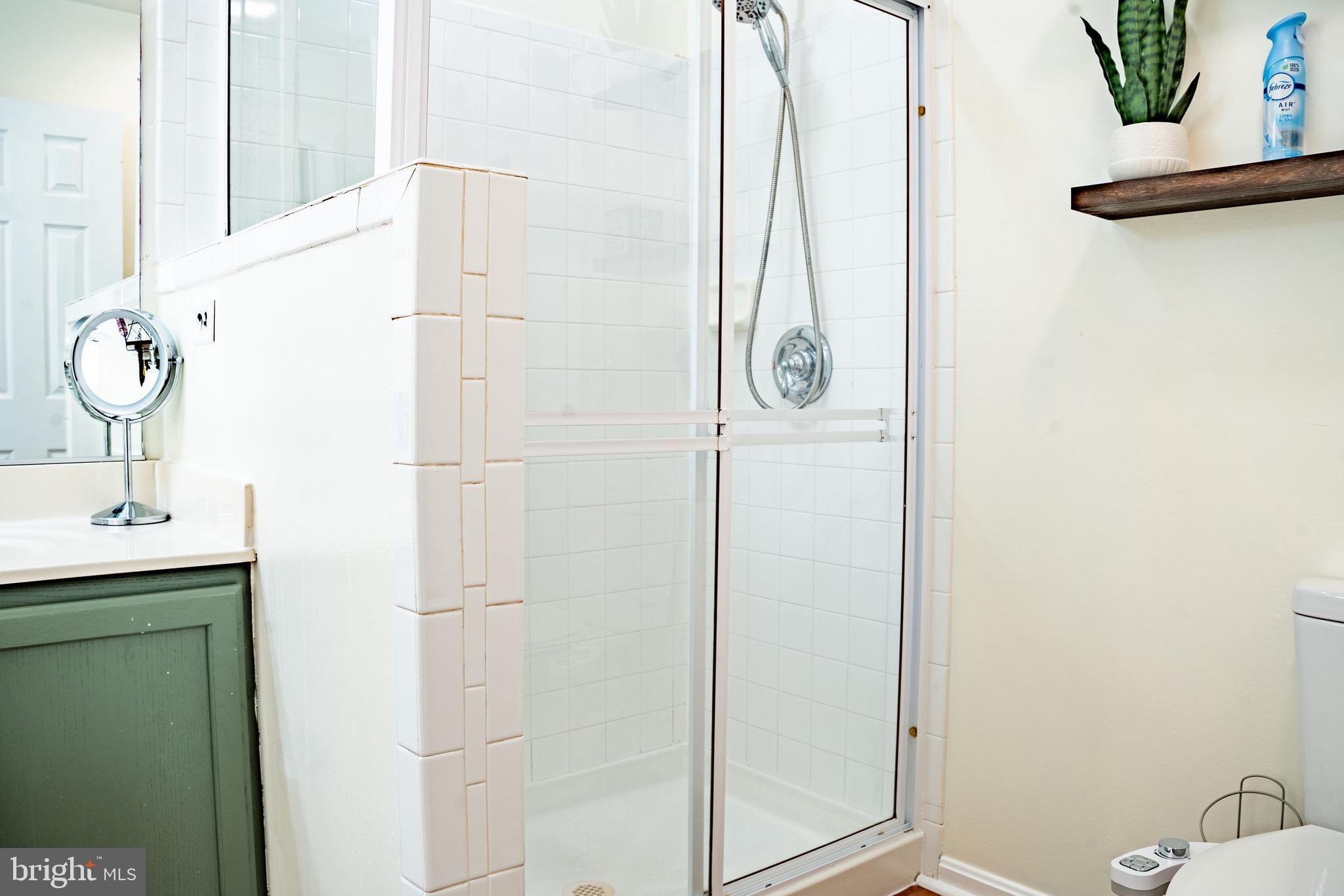 WILLOW CREEK-PLAT 1> - Residential