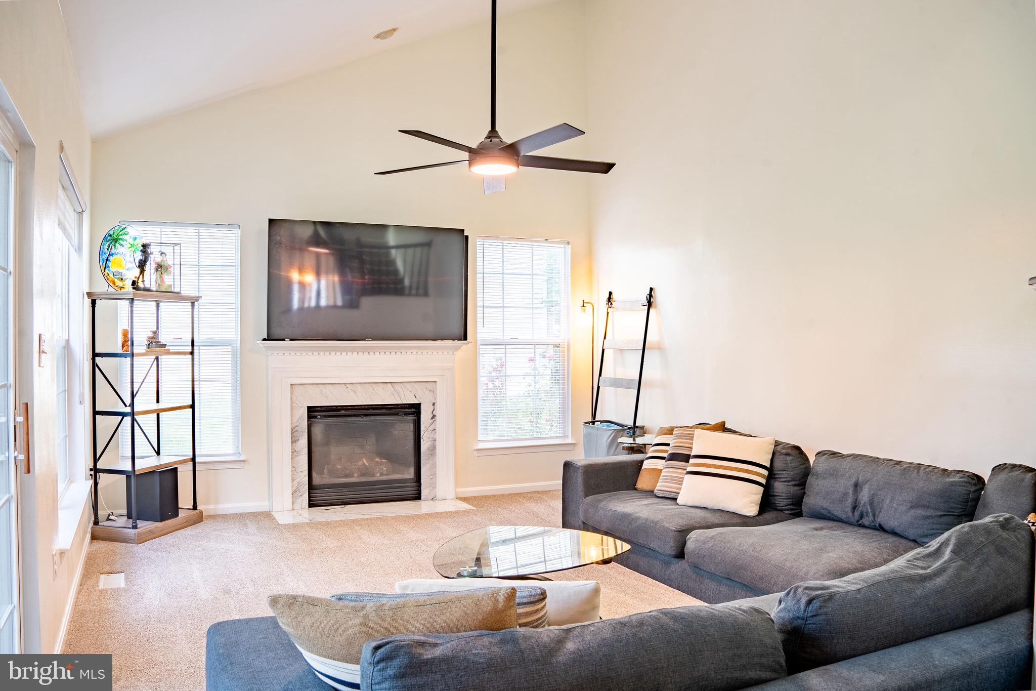 WILLOW CREEK-PLAT 1> - Residential