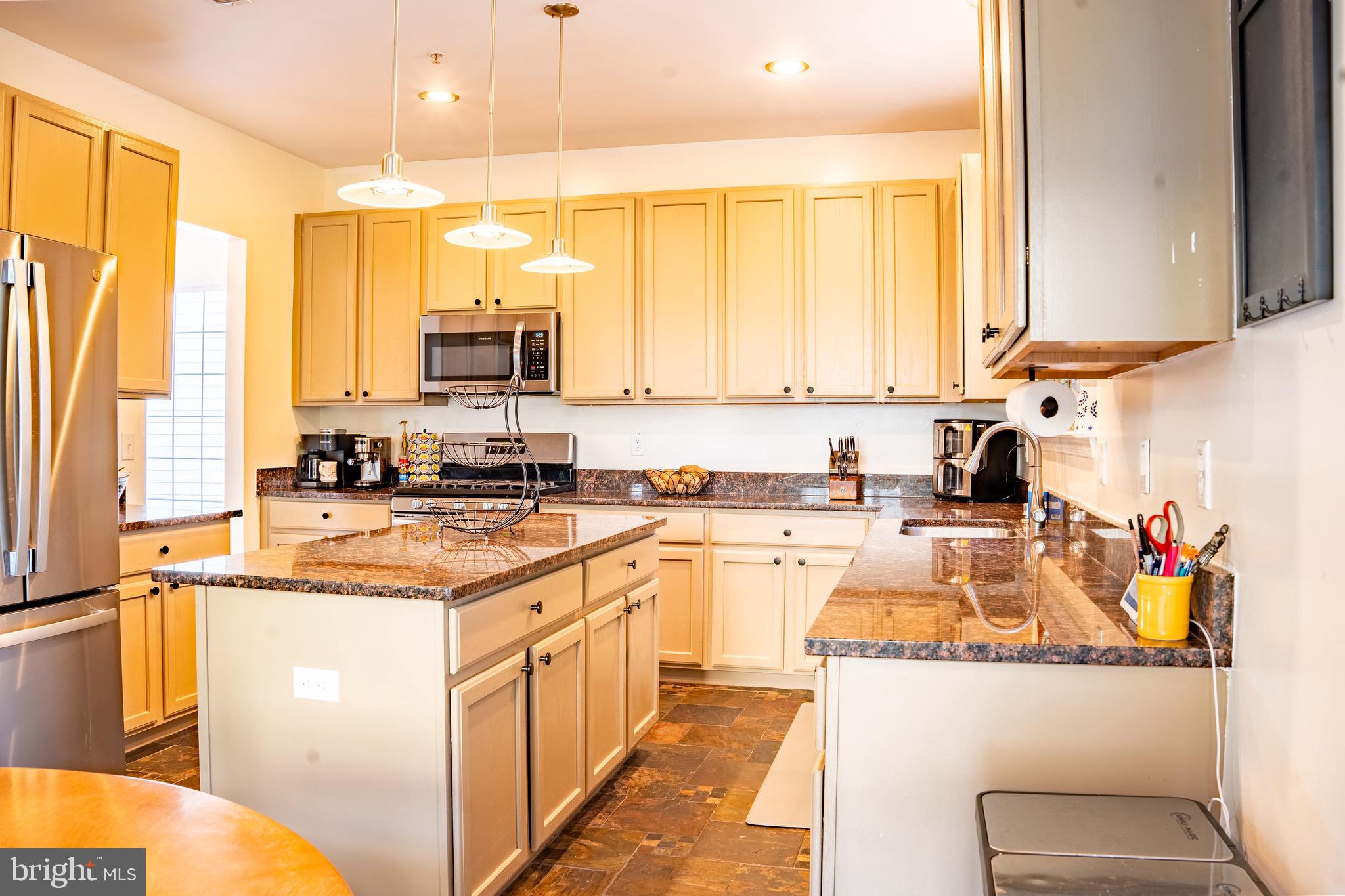 WILLOW CREEK-PLAT 1> - Residential