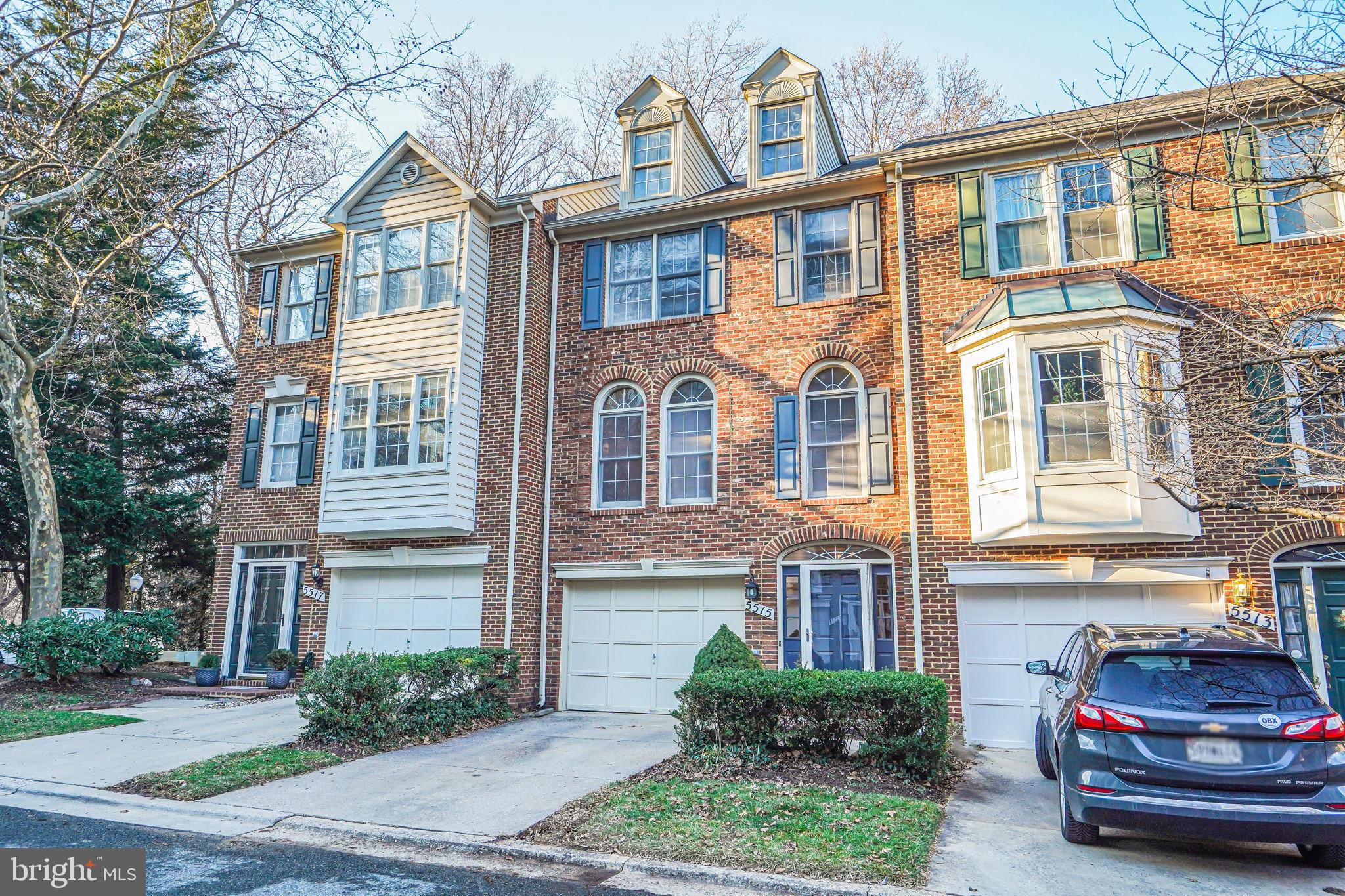 WHITLEY PARK CONDOMINIUM - Residential