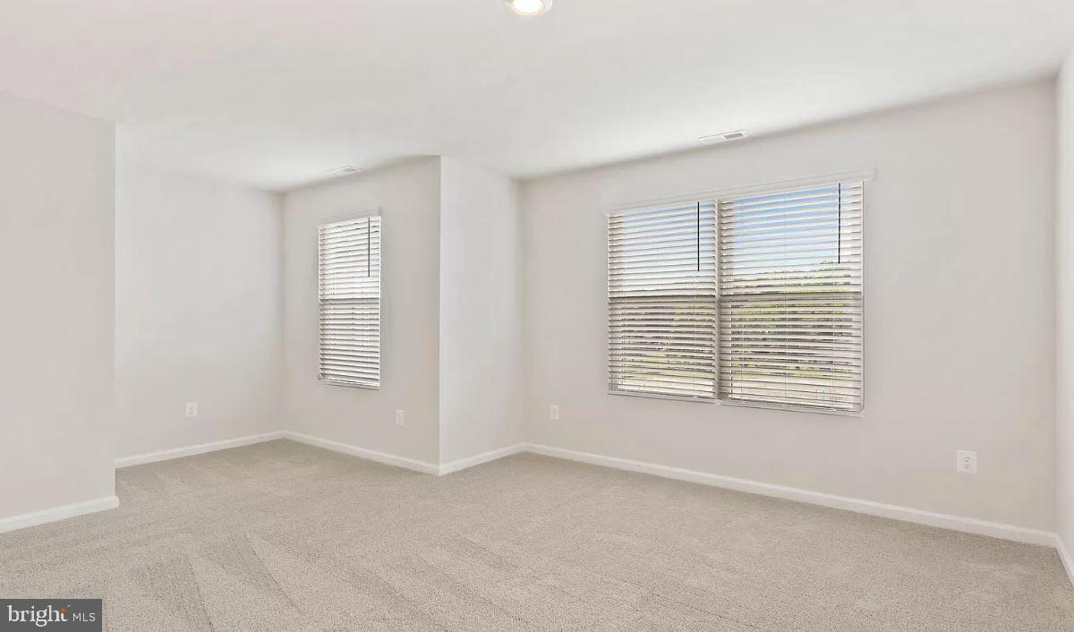 HOMEPLACE AT RIVERSIDE - Residential Lease