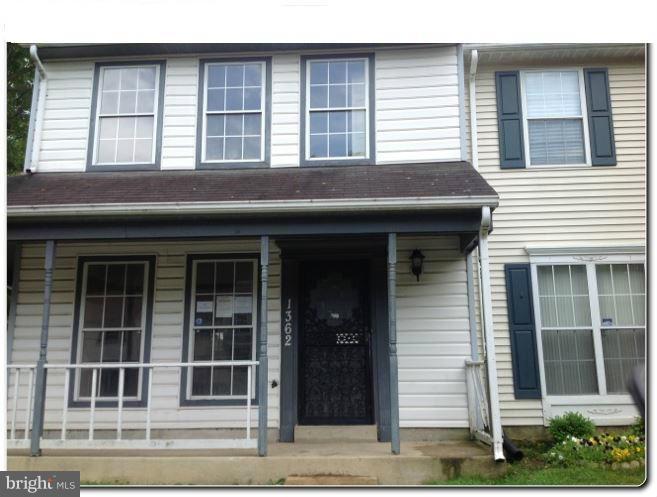 CAPITAL VIEW TOWNHOUSES - Residential