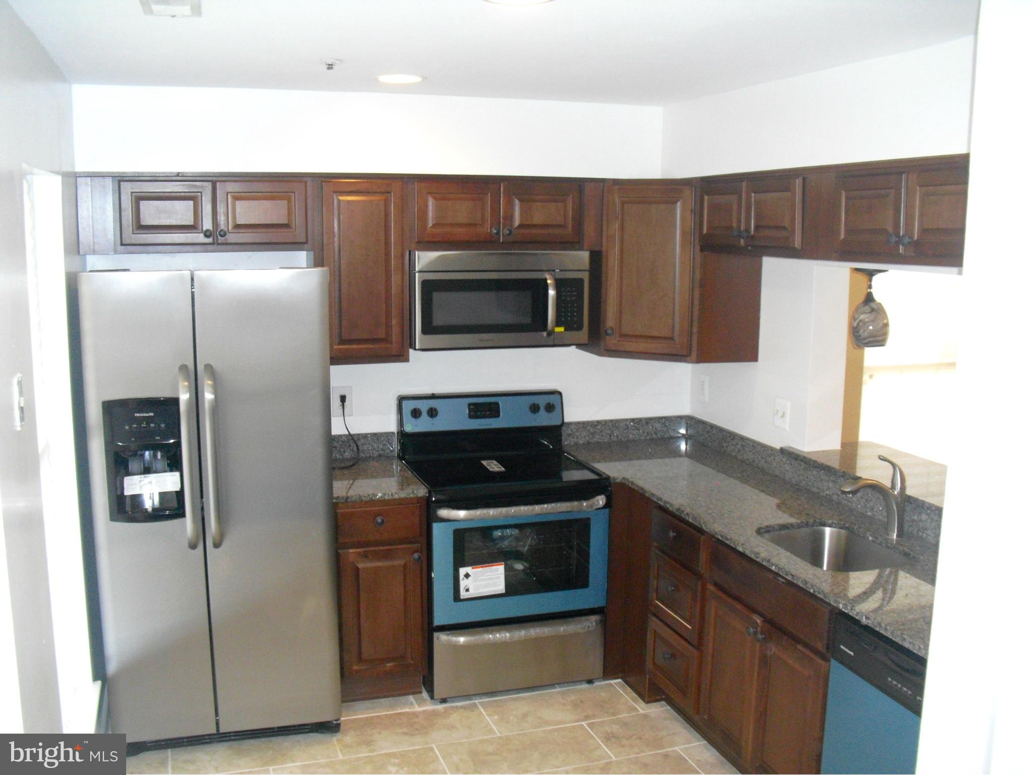 CAPITAL VIEW TOWNHOUSES - Residential