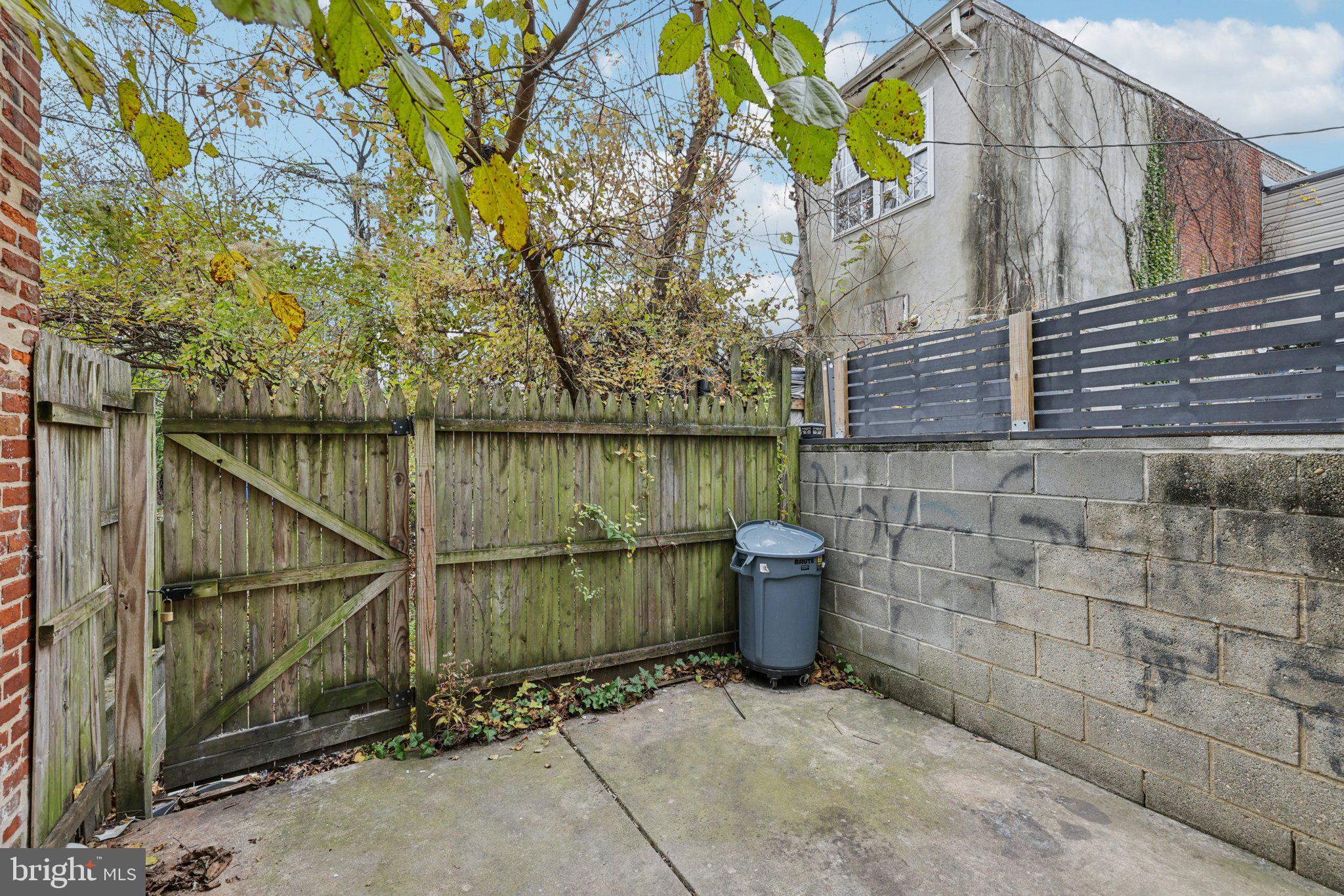 MOUNT CLARE - Residential