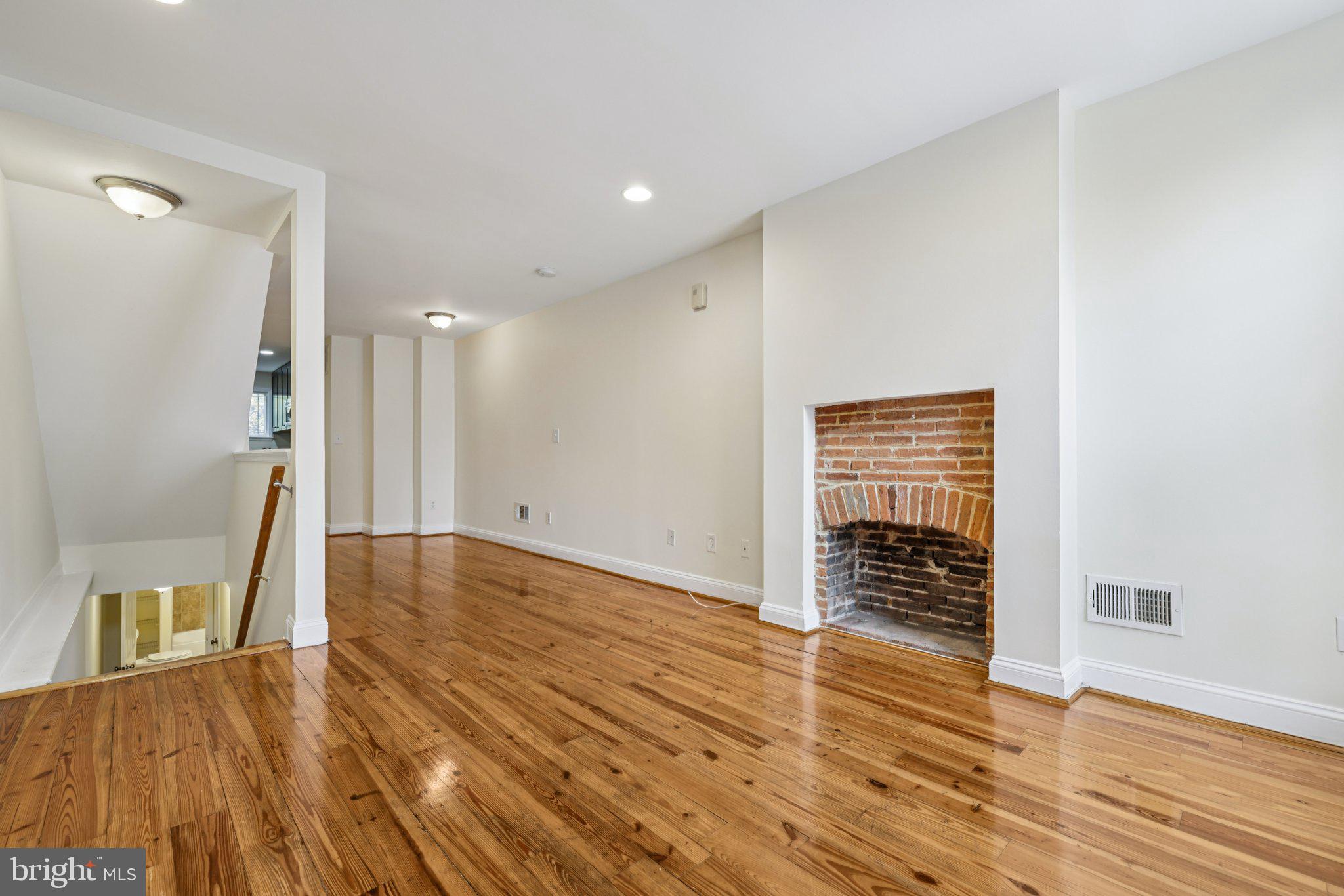 MOUNT CLARE - Residential